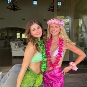 Meet your Posher, Mia